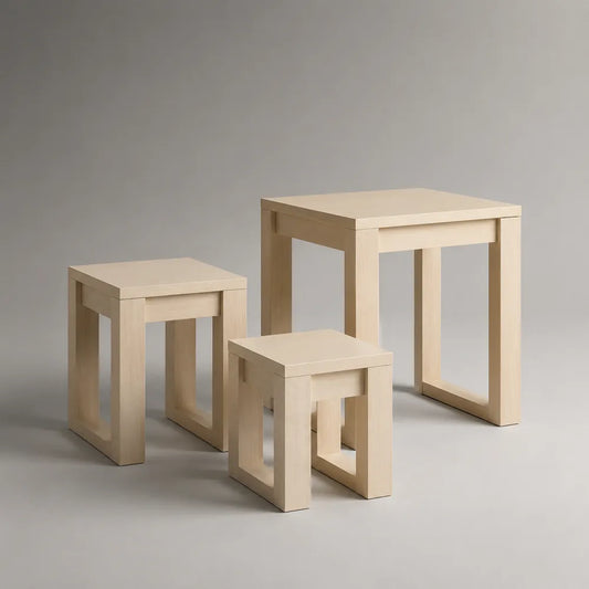 Set 3 tavolini da caffè quadrati 50 x 50 x 55 cm 40 x 40 x 45 cm 30 x 30 x 35 cm in MDF effetto rovere chiaro struttura aperta